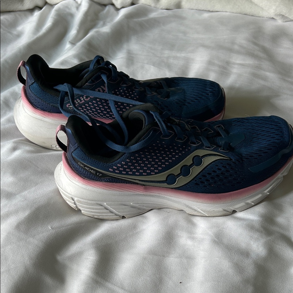 Saucony Women's Navy and Pink Athletic Shoes